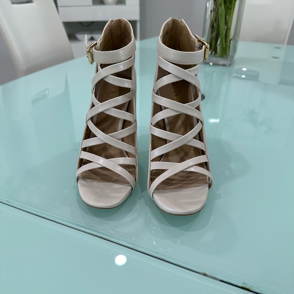 Nine West Shoes - Nine West Cream 3” Heels Size 8 NWOT